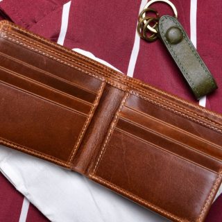 Best Slim Bifold Wallets