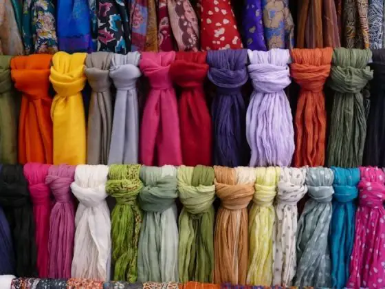 Top Multifunction Scarves That Redefine Fashion in 2025