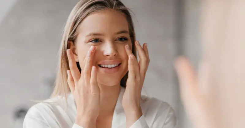 Keep Your Skin Moisturized When You Travel Abroad