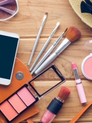Ultimate Guide to Traveling With Makeup — Expert Tips
