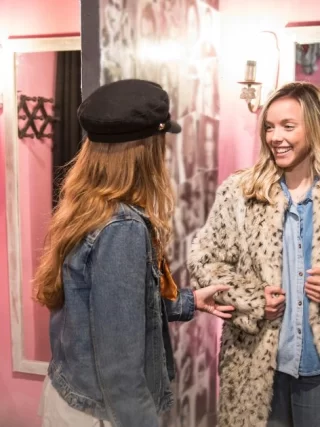 Reasons Vintage Clothing Trends Are Captivating Fashion Fans